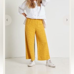 Black Crane Jacquard Pants in Gold